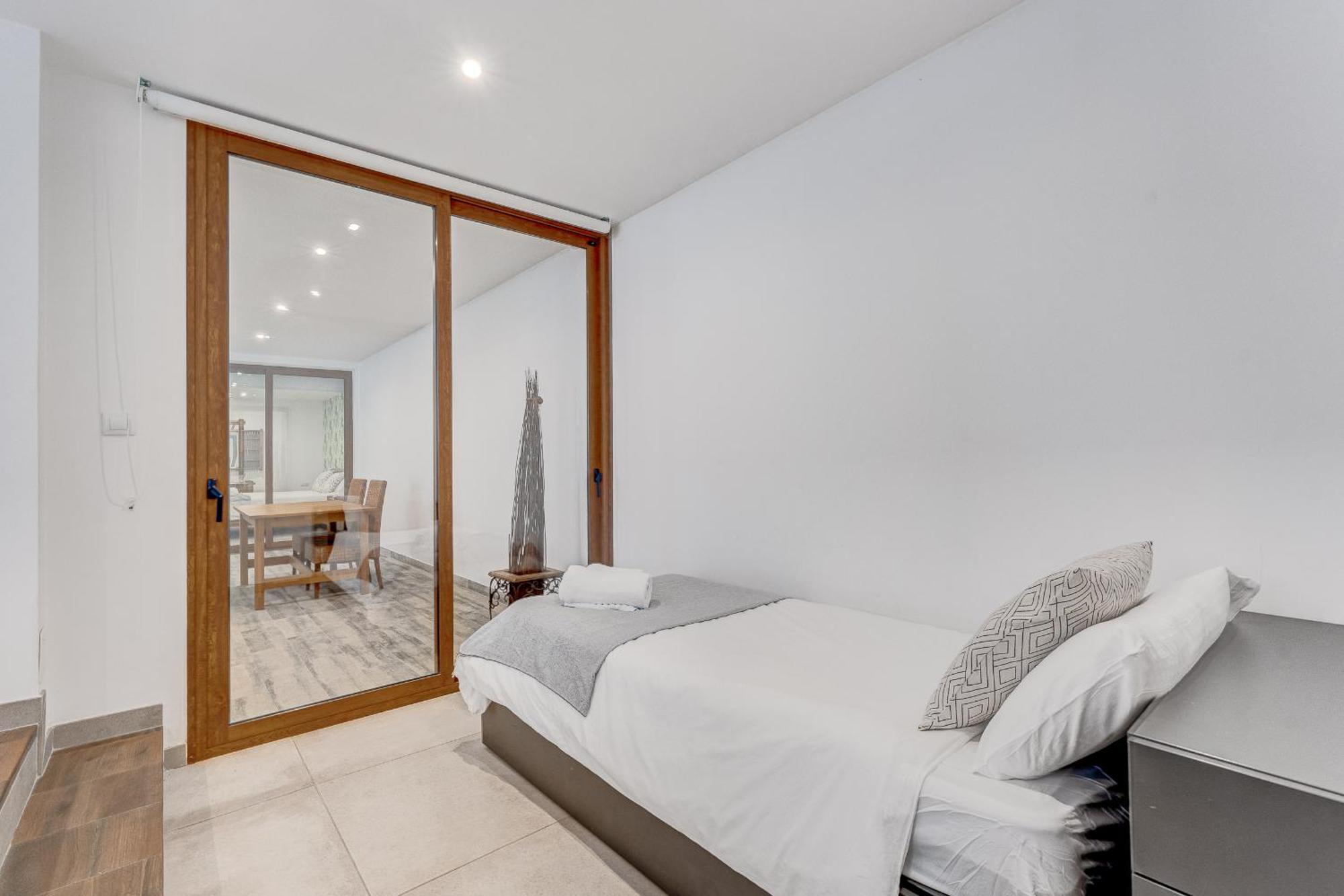 Fabulous Contemporary 5 Bedroom Villa With Private Heated Pool, Sleeps Max 13 Callao Salvaje Buitenkant foto