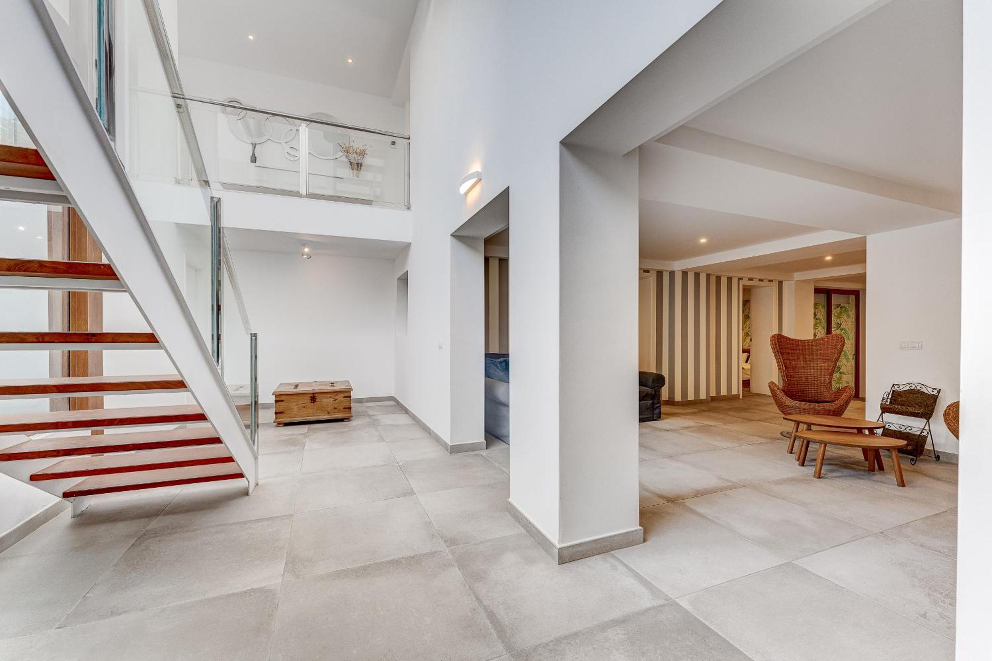 Fabulous Contemporary 5 Bedroom Villa With Private Heated Pool, Sleeps Max 13 Callao Salvaje Buitenkant foto