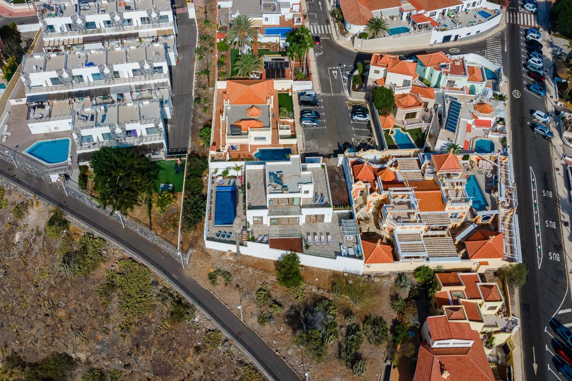 Fabulous Contemporary 5 Bedroom Villa With Private Heated Pool, Sleeps Max 13 Callao Salvaje Buitenkant foto