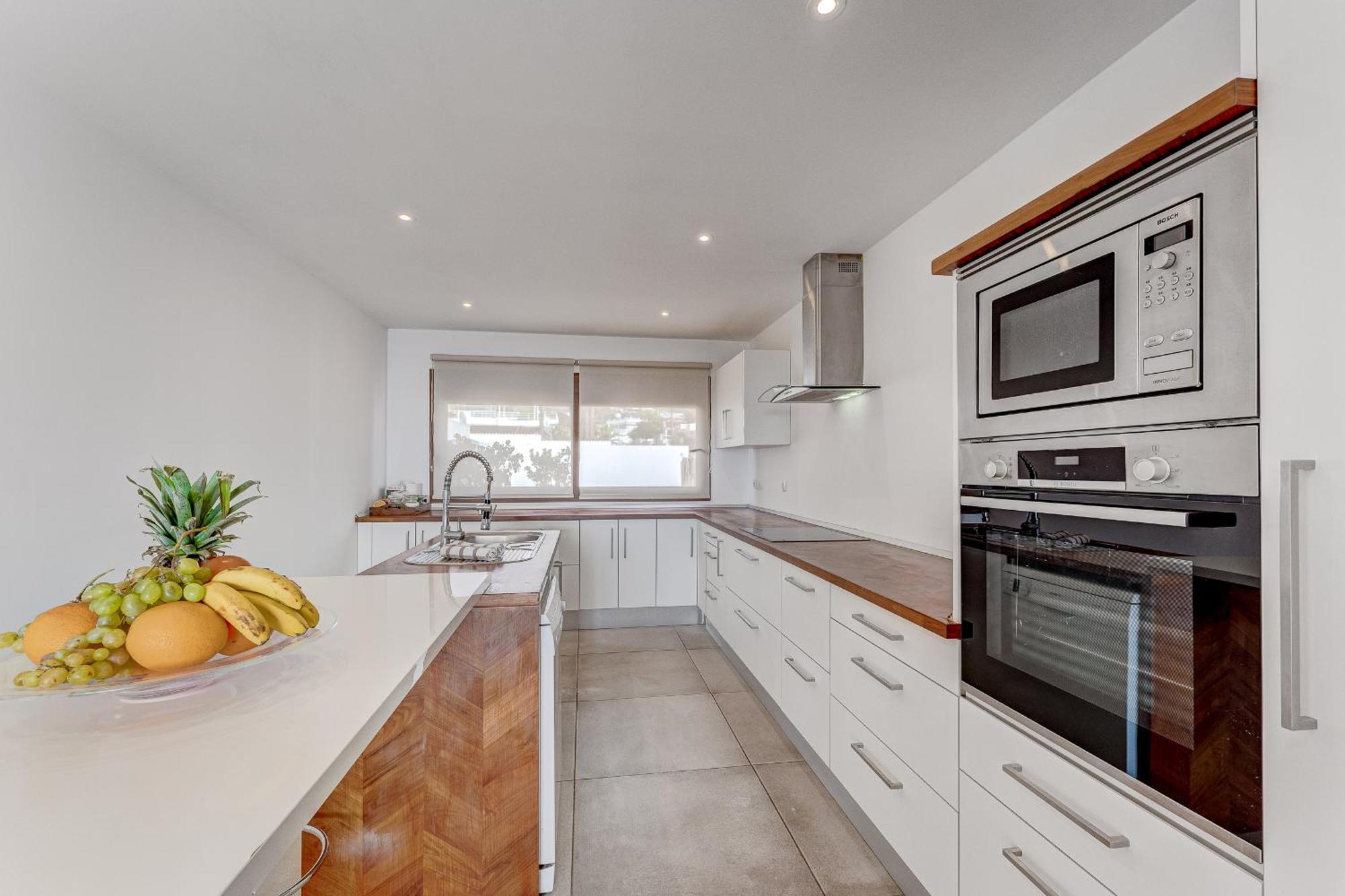 Fabulous Contemporary 5 Bedroom Villa With Private Heated Pool, Sleeps Max 13 Callao Salvaje Buitenkant foto