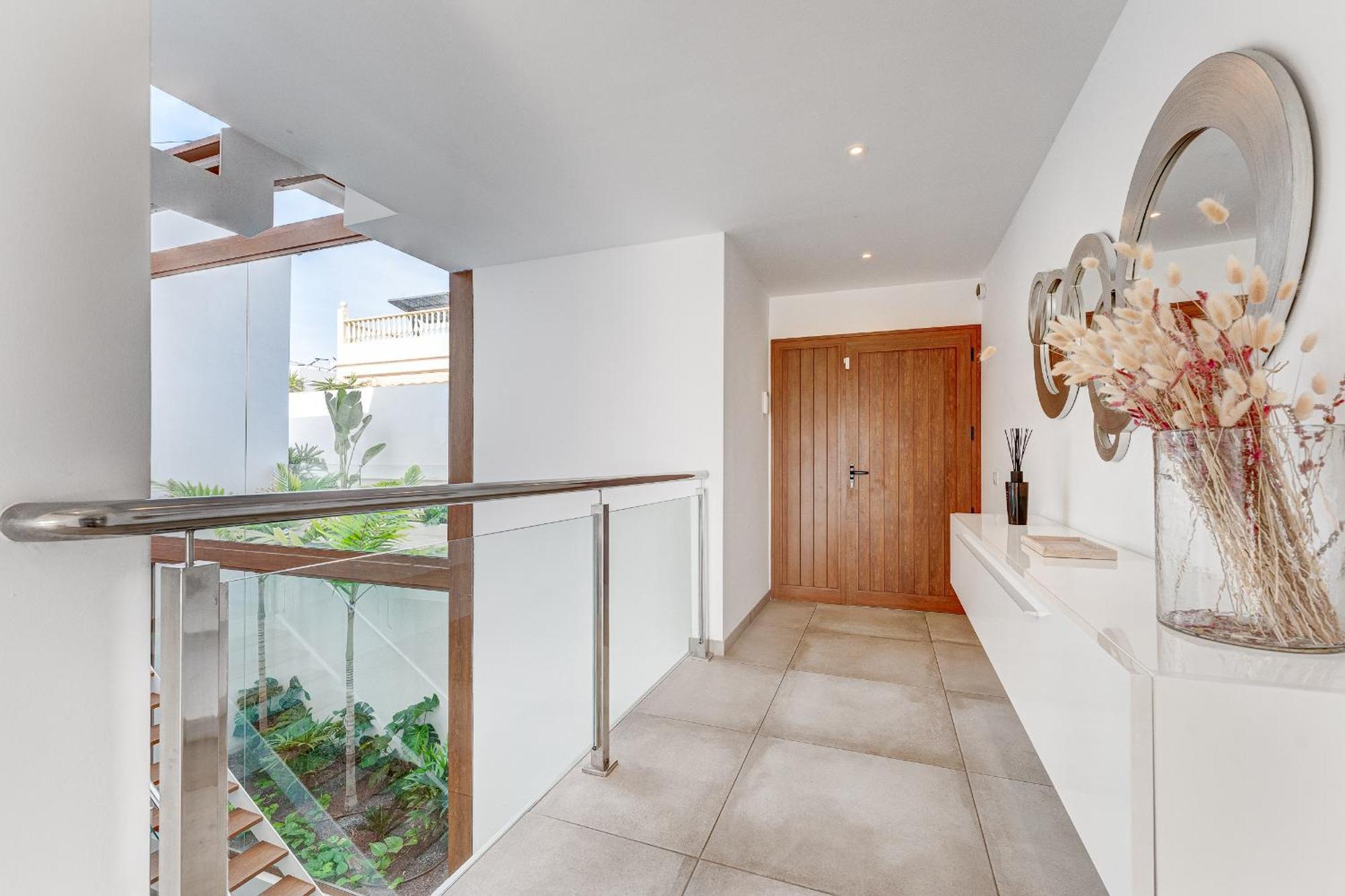 Fabulous Contemporary 5 Bedroom Villa With Private Heated Pool, Sleeps Max 13 Callao Salvaje Buitenkant foto