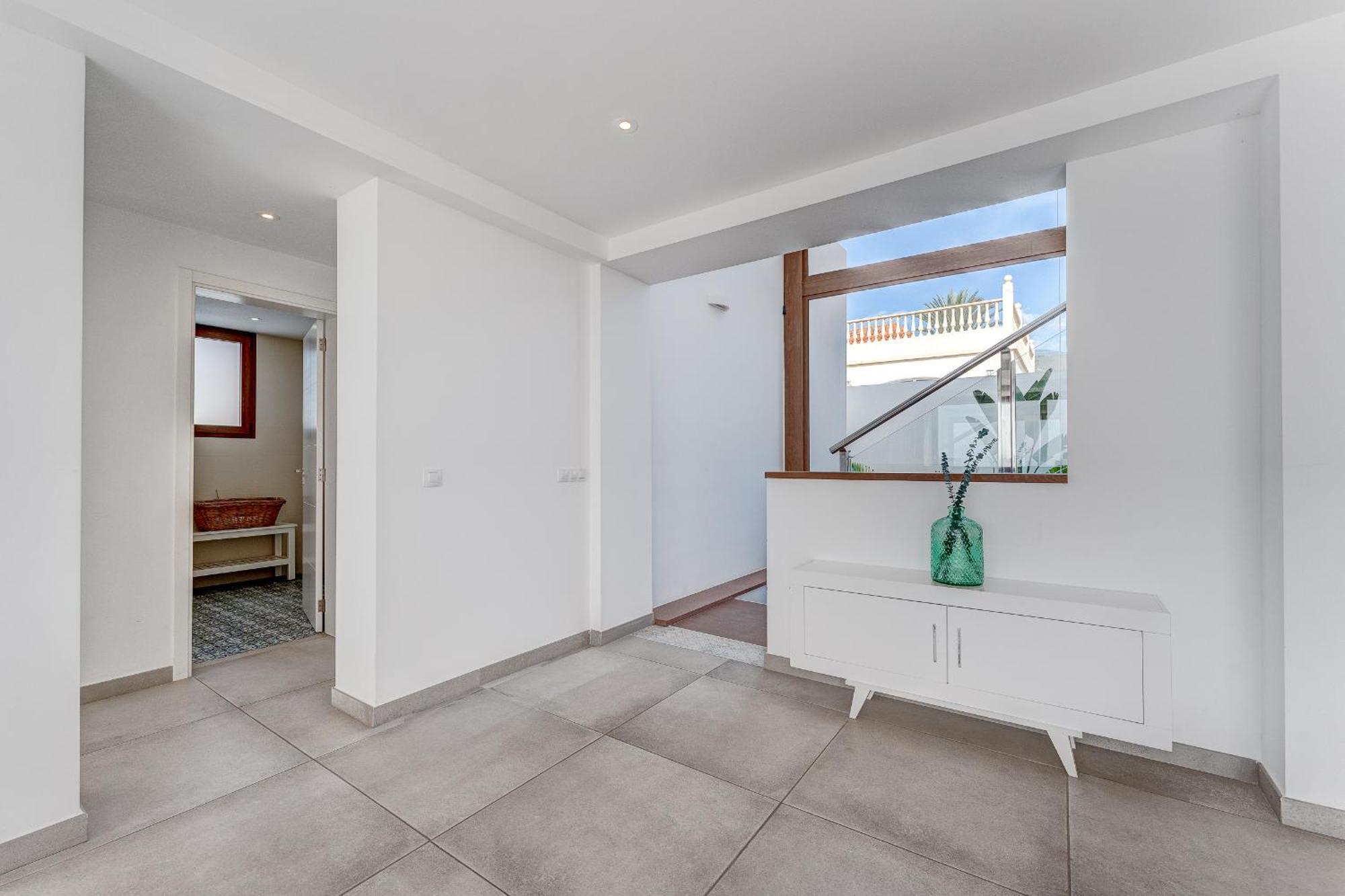 Fabulous Contemporary 5 Bedroom Villa With Private Heated Pool, Sleeps Max 13 Callao Salvaje Buitenkant foto