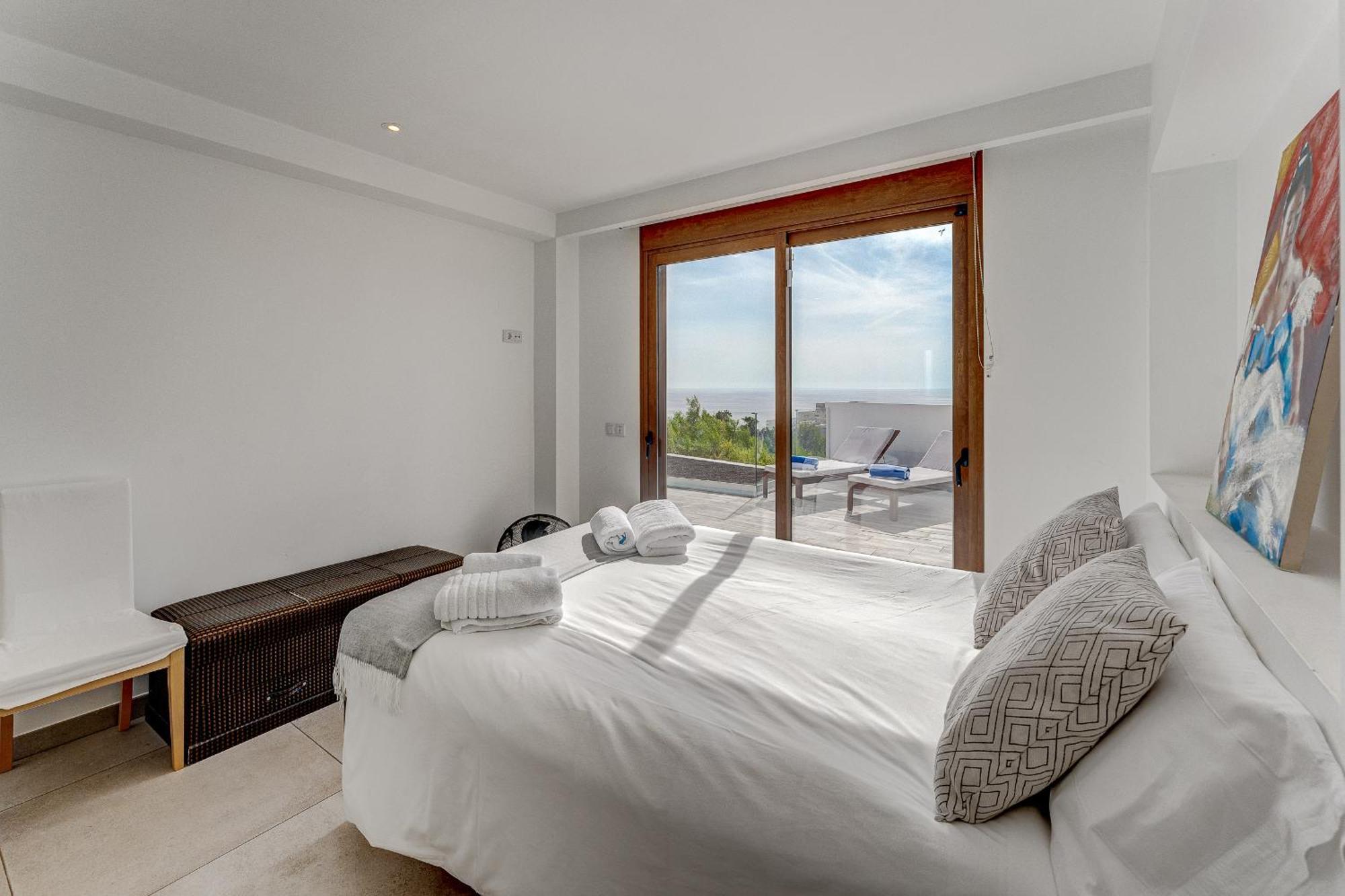 Fabulous Contemporary 5 Bedroom Villa With Private Heated Pool, Sleeps Max 13 Callao Salvaje Buitenkant foto