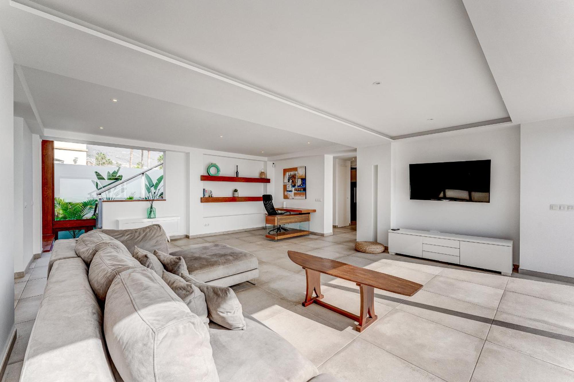 Fabulous Contemporary 5 Bedroom Villa With Private Heated Pool, Sleeps Max 13 Callao Salvaje Buitenkant foto