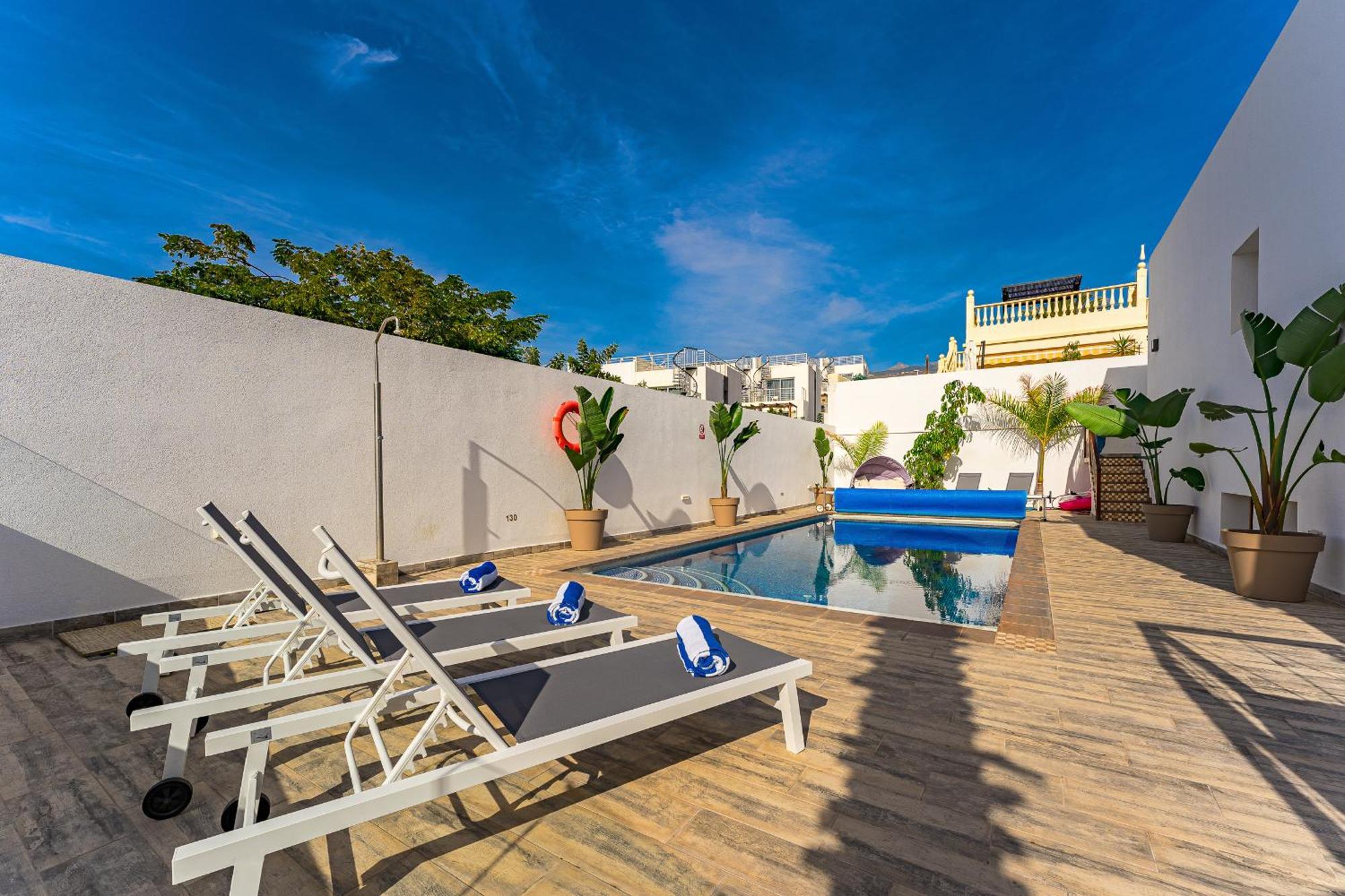 Fabulous Contemporary 5 Bedroom Villa With Private Heated Pool, Sleeps Max 13 Callao Salvaje Buitenkant foto